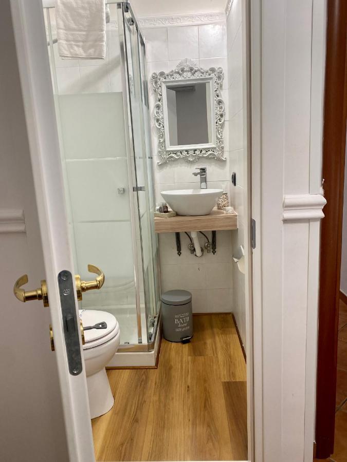 Miluar - Centro Storico - Lungo La Via Della Musica Bed & Breakfast Napoli Dış mekan fotoğraf