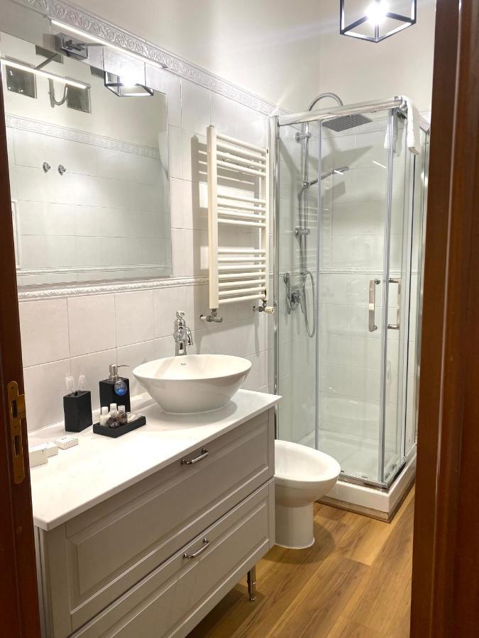Miluar - Centro Storico - Lungo La Via Della Musica Bed & Breakfast Napoli Dış mekan fotoğraf