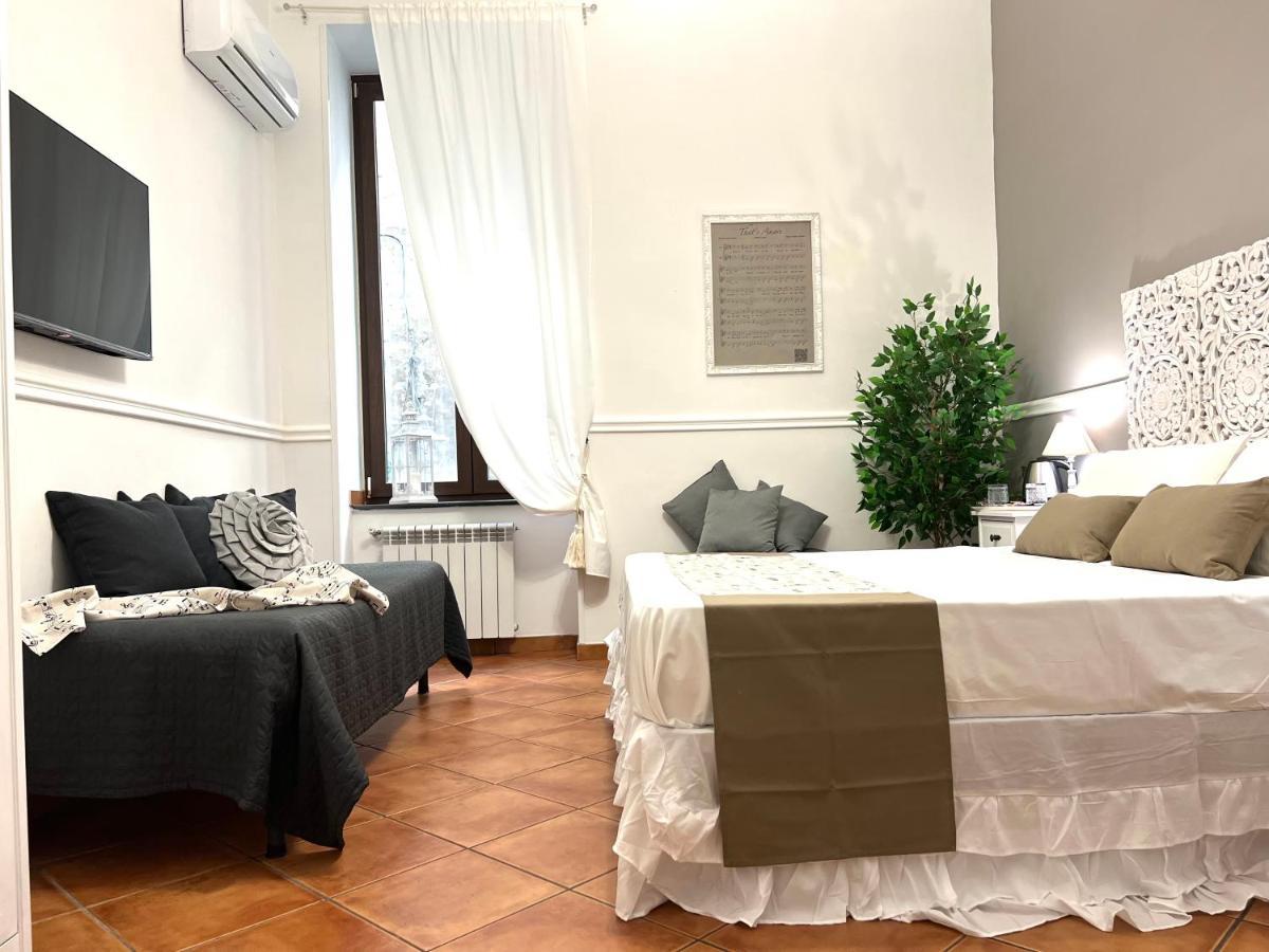 Miluar - Centro Storico - Lungo La Via Della Musica Bed & Breakfast Napoli Dış mekan fotoğraf